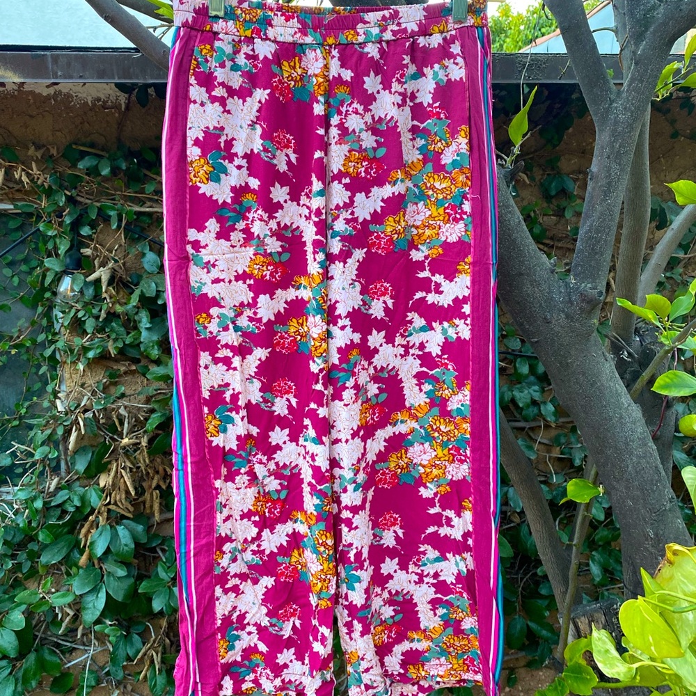 Anthro pants with pockets